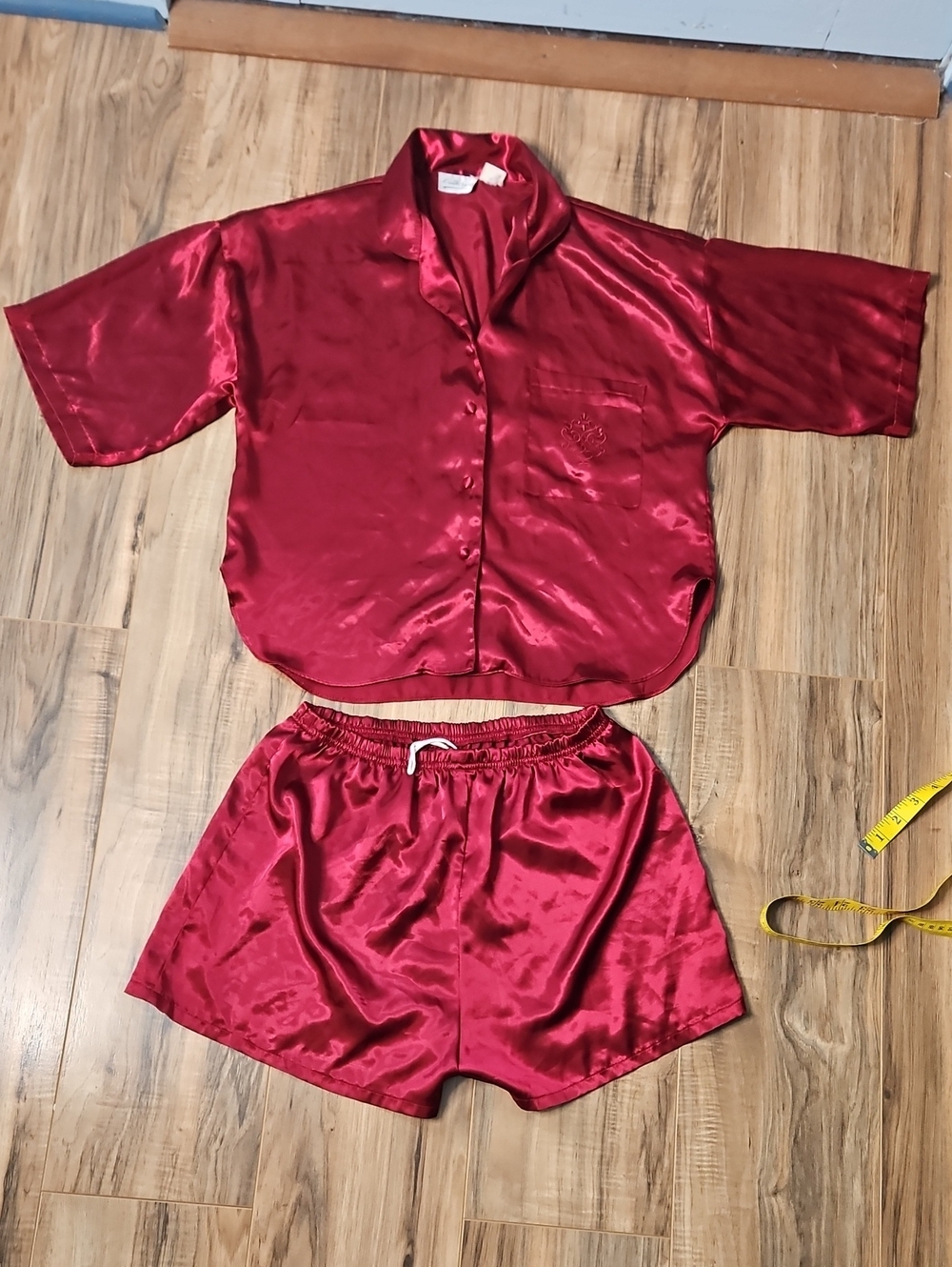 💕Kathryn Silky Burgandy Short Sleeve Pajama Set - Women's Satin Sleepwear Small